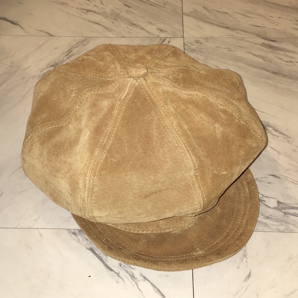Liz Claiborne Genuine Leather Hat (⚡️Sale )
